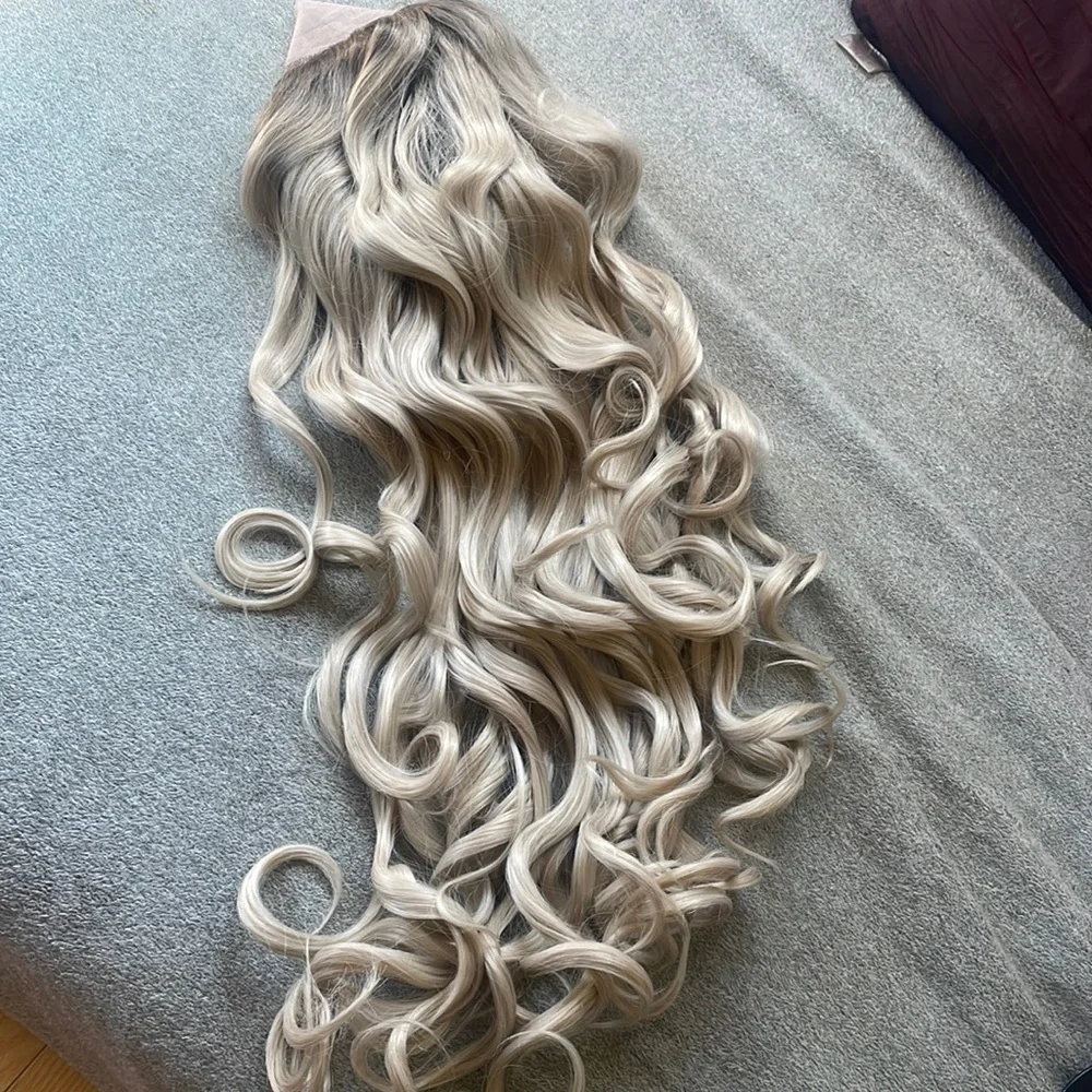 22” Ombre Blonde Beautiful LaceFront Wig for woman *NEW*